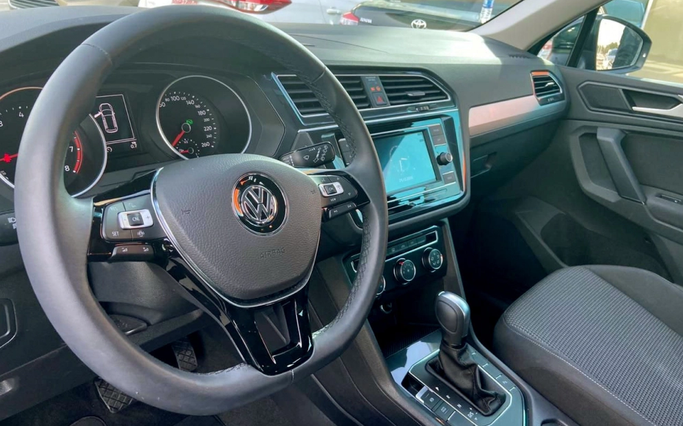 Picture Volkswagen Tiguan 2020 